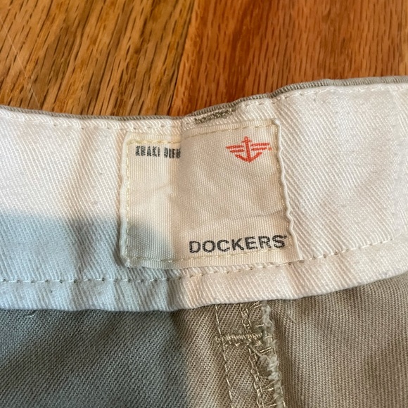 🦩☀️5/$15☀️🦩Dockers khakis size 36 - Picture 5 of 6